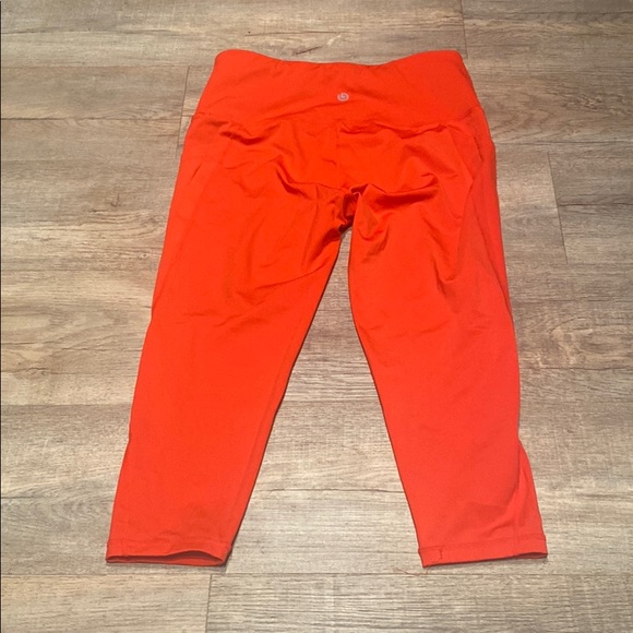 Womans Capri Compression Pants Size L - Picture 4 of 6